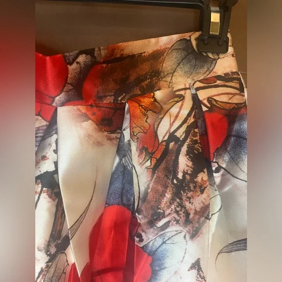 ❌SOLD❌Full A-Line Skirt w/ Italian Flowers and Design Size S - Picture 3 of 8